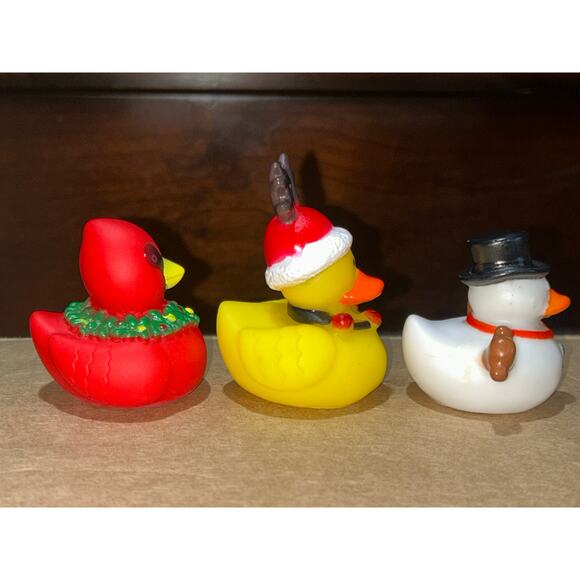 NEW (3) Christmas Reindeer Snowman Redbird 2" Rubber Ducks Duckies Jeep Ducked - Picture 4 of 5